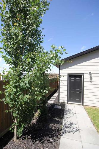 154 Marquis Common Se, Calgary, AB - Outdoor