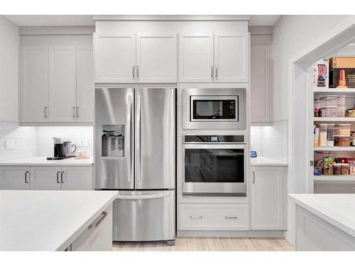 59 Sage Hill Heights Nw, Calgary, AB - Indoor Photo Showing Kitchen