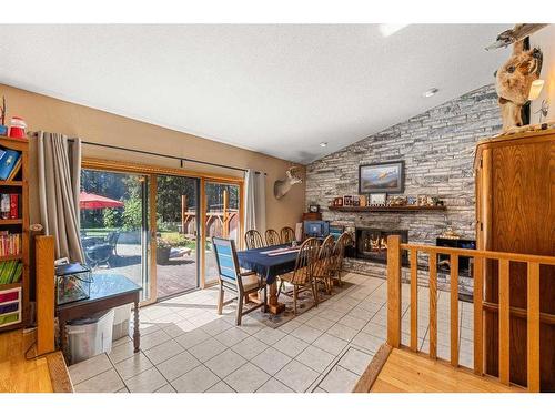 32578 Range Road 52, Rural Mountain View County, AB - Indoor