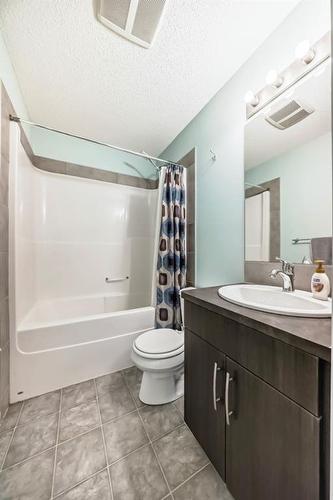 103 Walden Gardens Se, Calgary, AB - Indoor Photo Showing Bathroom