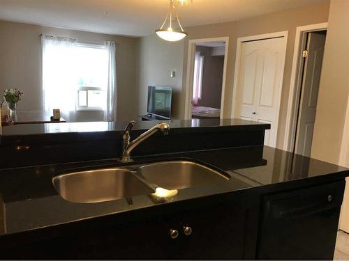 3315-60 Panatella Street Nw, Calgary, AB - Indoor Photo Showing Kitchen With Double Sink