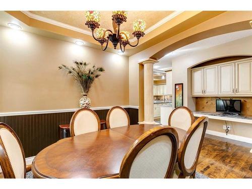 205 Magenta Crescent, Chestermere, AB - Indoor Photo Showing Dining Room