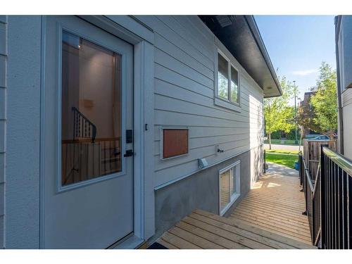 509 9A Street Ne, Calgary, AB - Outdoor With Deck Patio Veranda With Exterior