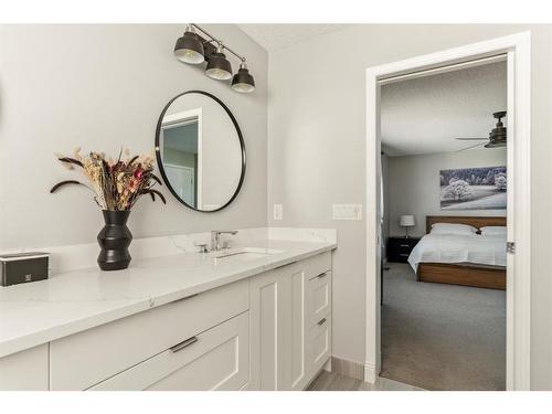 60 Wentworth Close Sw, Calgary, AB - Indoor Photo Showing Bathroom