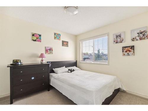 60 Wentworth Close Sw, Calgary, AB - Indoor Photo Showing Bedroom