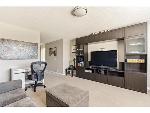 60 Wentworth Close Sw, Calgary, AB - Indoor Photo Showing Living Room