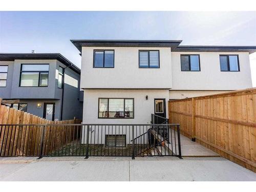 3817 Centre A Street Ne, Calgary, AB - Outdoor