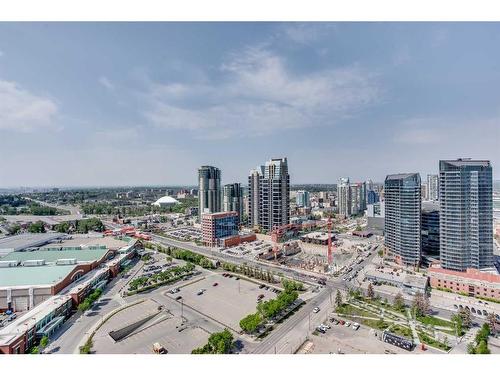 2607-1122 3 Street Se, Calgary, AB - Outdoor With View