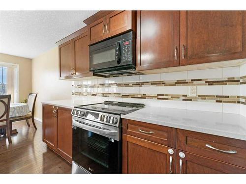 261 Martin Crossing Place Ne, Calgary, AB - Indoor Photo Showing Kitchen