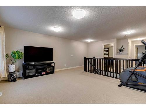 136 Cougartown Close Sw, Calgary, AB - Indoor