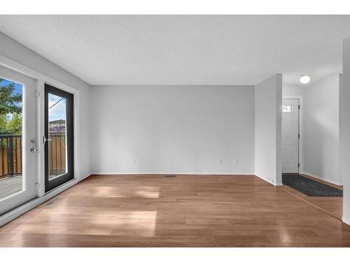 13-4531 7 Avenue Se, Calgary, AB - Indoor Photo Showing Other Room