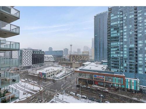 1102-510 6 Avenue Se, Calgary, AB - Outdoor With Balcony