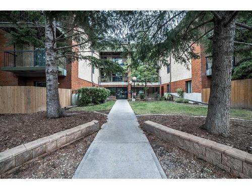 312-1919 36 Street Sw, Calgary, AB - Outdoor With Balcony