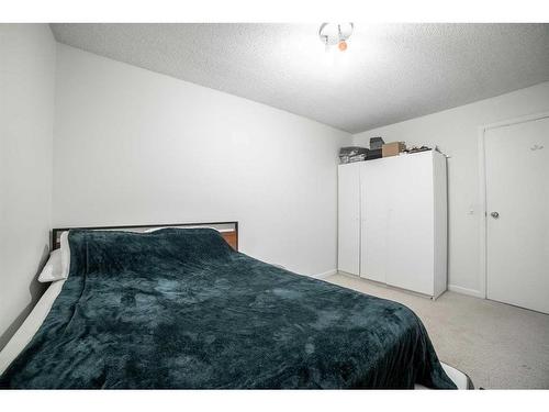 312-1919 36 Street Sw, Calgary, AB - Indoor Photo Showing Bedroom