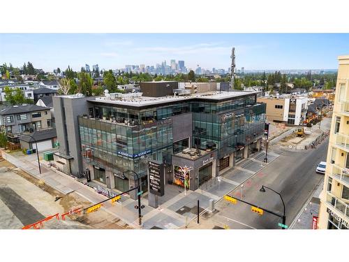 2035 32 Avenue Sw, Calgary, AB - Outdoor With View