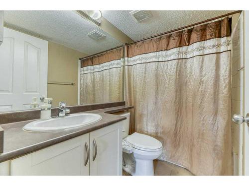 1212-16969 24 Street Sw, Calgary, AB - Indoor Photo Showing Bathroom