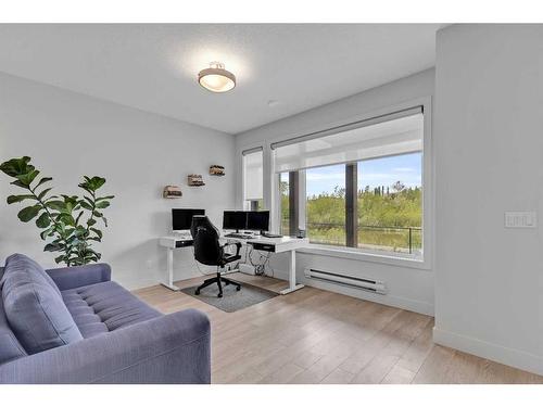 20 Royal Elm Green Nw, Calgary, AB - Indoor