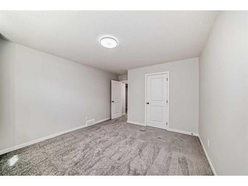 208 Lucas Place Nw, Calgary, AB - Indoor Photo Showing Other Room