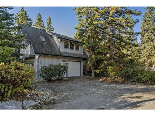 501 3 Street, Canmore, AB - Outdoor