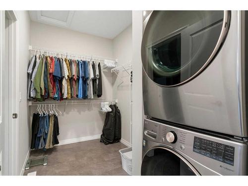 336 Marina Cove Se, Calgary, AB - Indoor Photo Showing Laundry Room