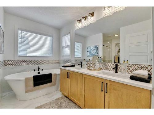 328 Legacy Circle Se, Calgary, AB - Indoor Photo Showing Bathroom