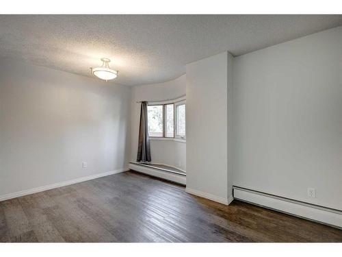 201-1311 15 Avenue Sw, Calgary, AB - Indoor Photo Showing Other Room