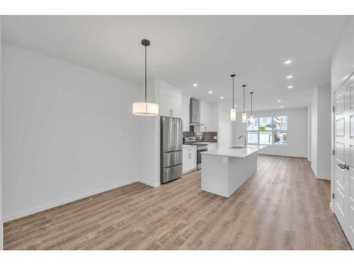 141 Corner Glen Way Ne, Calgary, AB - Indoor Photo Showing Kitchen With Upgraded Kitchen