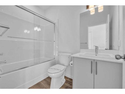 141 Corner Glen Way Ne, Calgary, AB - Indoor Photo Showing Bathroom