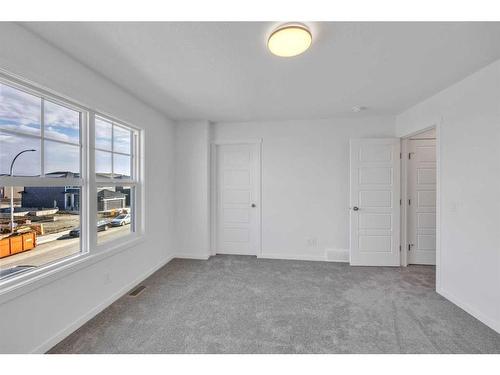 141 Corner Glen Way Ne, Calgary, AB - Indoor Photo Showing Other Room