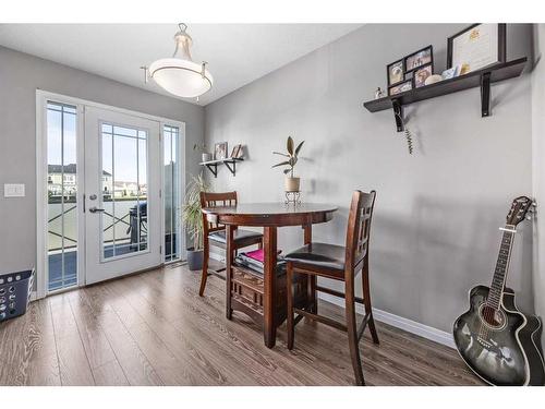 345 Windford Green Sw, Airdrie, AB - Indoor Photo Showing Dining Room