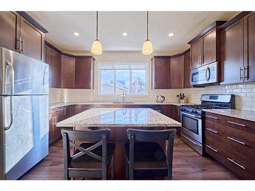 62 Marquis Common Se, Calgary, AB - Indoor Photo Showing Kitchen With Upgraded Kitchen