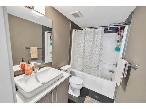 6203-302 Skyview Ranch Drive Ne, Calgary, AB - Indoor Photo Showing Bathroom