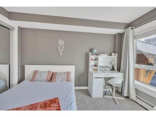 6203-302 Skyview Ranch Drive Ne, Calgary, AB - Indoor Photo Showing Bedroom