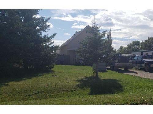 328 6 Avenue North, Champion, AB - Outdoor