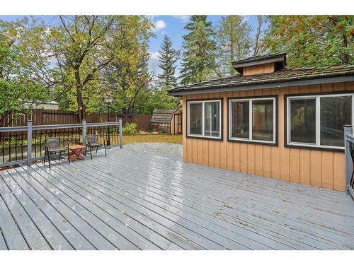 111 Edforth Place Nw, Calgary, AB - Outdoor With Deck Patio Veranda With Exterior