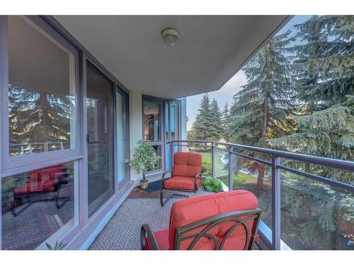 215-1108 6 Avenue Sw, Calgary, AB - Outdoor With Balcony With Exterior