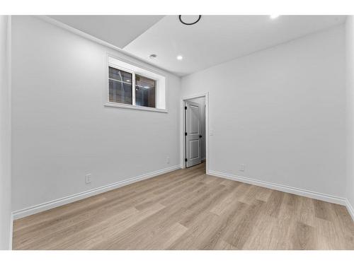 1521 8 Avenue Se, Calgary, AB - Indoor Photo Showing Other Room