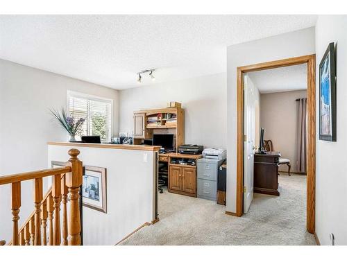 306 Citadel Drive Nw, Calgary, AB - Indoor