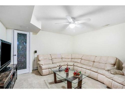 306 Citadel Drive Nw, Calgary, AB - Indoor Photo Showing Living Room