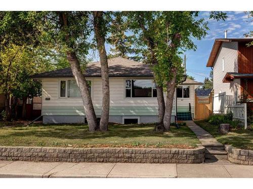 627 37 Street Sw, Calgary, AB - Outdoor