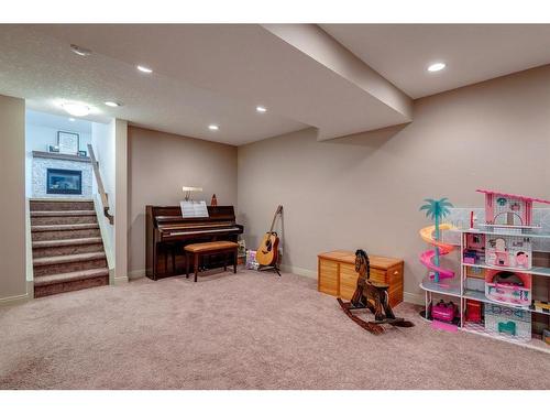 342 Oakwood Place Sw, Calgary, AB - Indoor