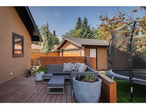 342 Oakwood Place Sw, Calgary, AB - Outdoor With Deck Patio Veranda With Exterior