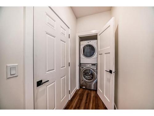 2126 18A Street Sw, Calgary, AB - Indoor Photo Showing Laundry Room