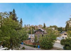 2126 18A Street SW Calgary, AB T2T 4W2