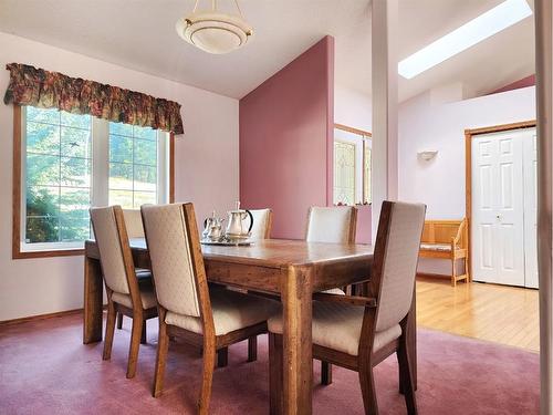 3021 214 Street, Bellevue, AB - Indoor Photo Showing Dining Room