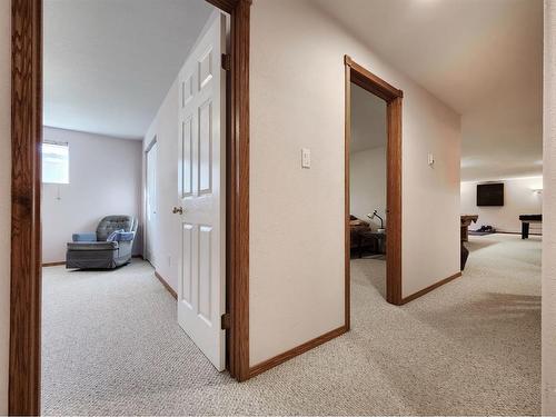 3021 214 Street, Bellevue, AB - Indoor Photo Showing Other Room