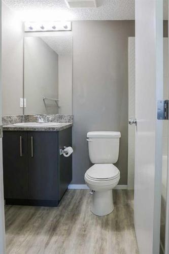 1301-4641 128 Avenue Ne, Calgary, AB - Indoor Photo Showing Bathroom