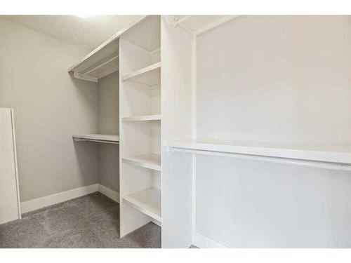 104-1804 34 Avenue Sw, Calgary, AB - Indoor With Storage