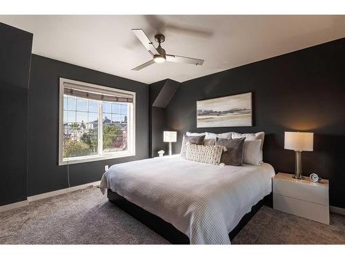 3-1820 34 Avenue Sw, Calgary, AB - Indoor Photo Showing Bedroom