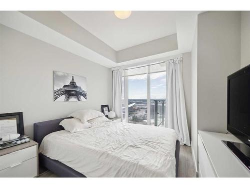 1910-1188 3 Street Se, Calgary, AB - Indoor Photo Showing Bedroom